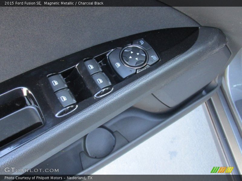 Magnetic Metallic / Charcoal Black 2015 Ford Fusion SE