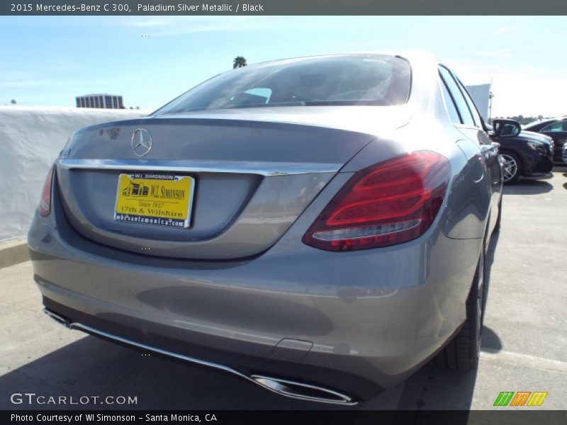 Paladium Silver Metallic / Black 2015 Mercedes-Benz C 300