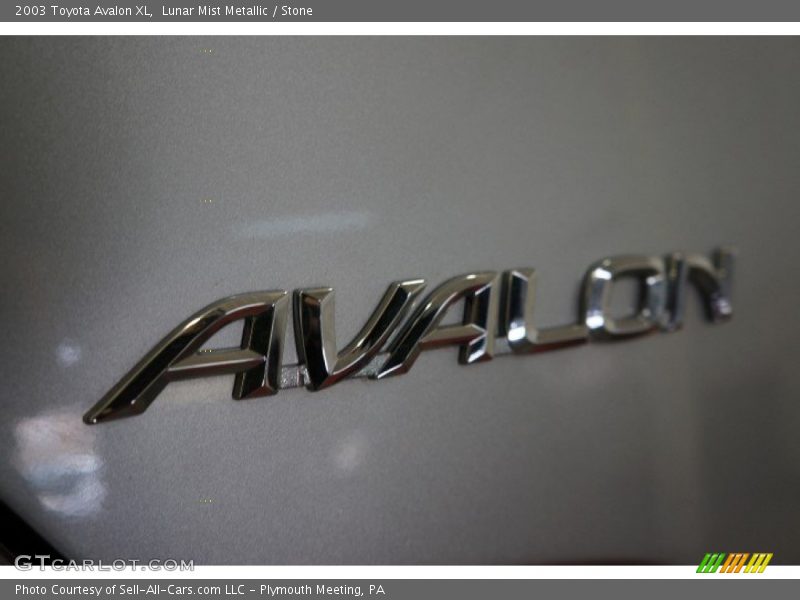 Lunar Mist Metallic / Stone 2003 Toyota Avalon XL