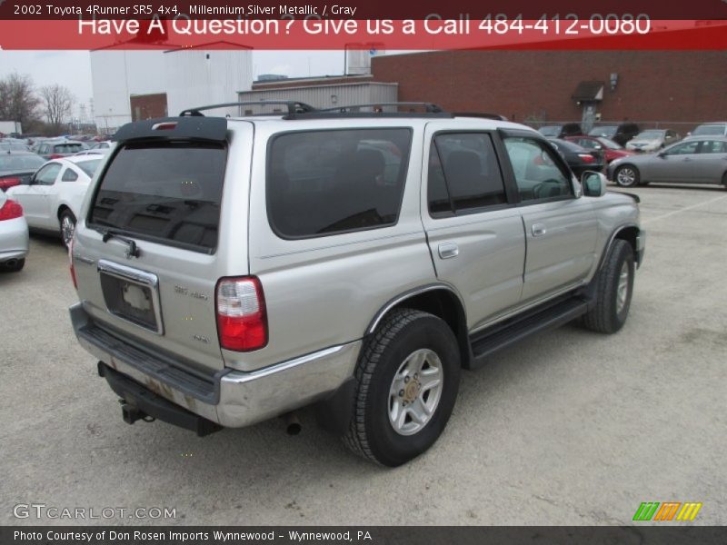 Millennium Silver Metallic / Gray 2002 Toyota 4Runner SR5 4x4