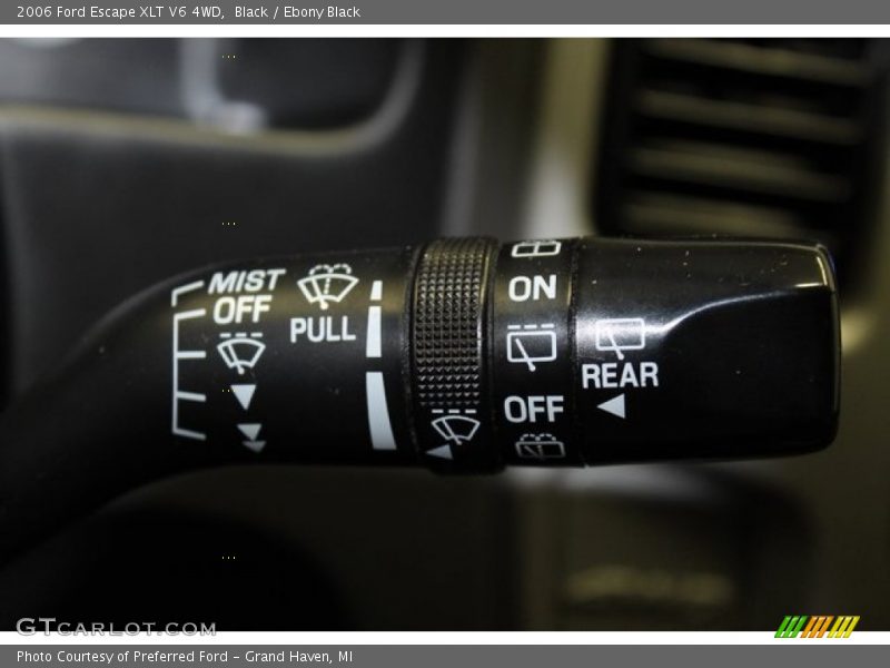 Controls of 2006 Escape XLT V6 4WD