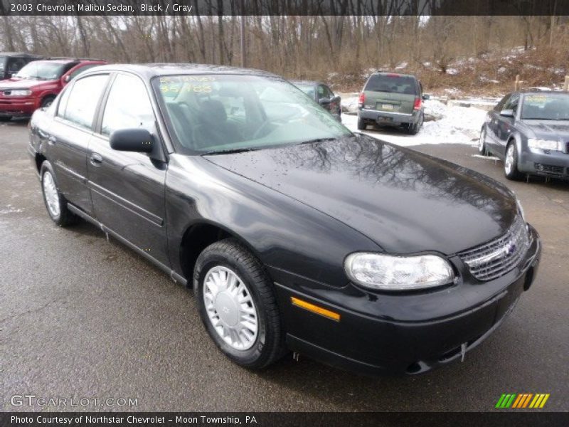 Front 3/4 View of 2003 Malibu Sedan