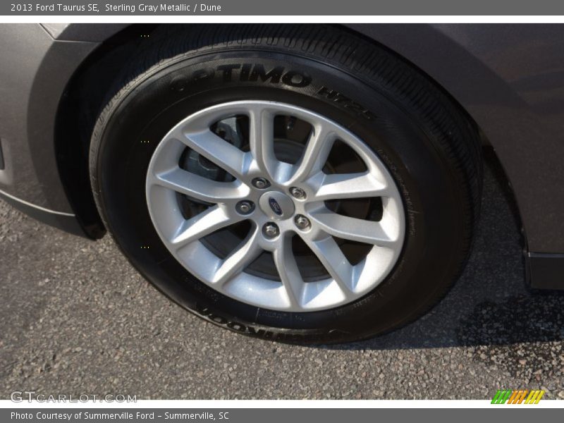 Sterling Gray Metallic / Dune 2013 Ford Taurus SE