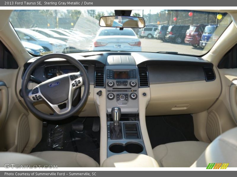 Sterling Gray Metallic / Dune 2013 Ford Taurus SE