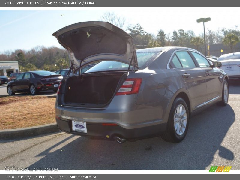 Sterling Gray Metallic / Dune 2013 Ford Taurus SE