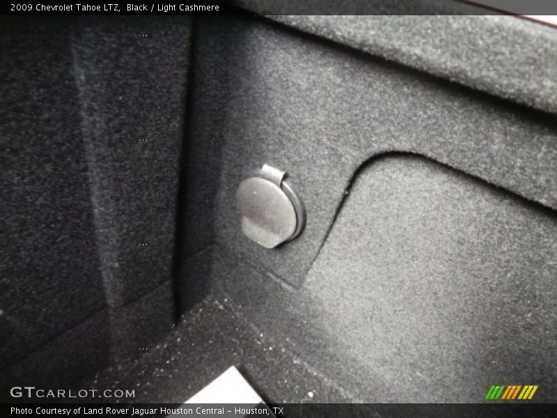 Black / Light Cashmere 2009 Chevrolet Tahoe LTZ