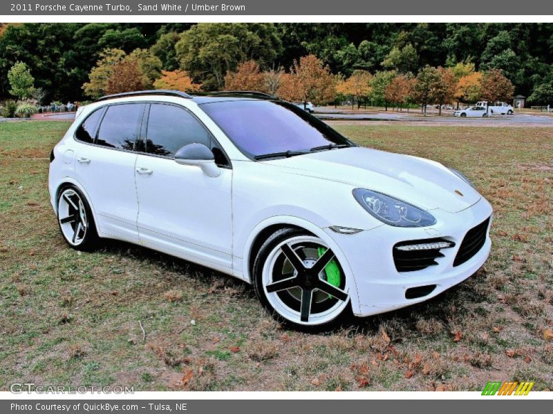 Sand White / Umber Brown 2011 Porsche Cayenne Turbo
