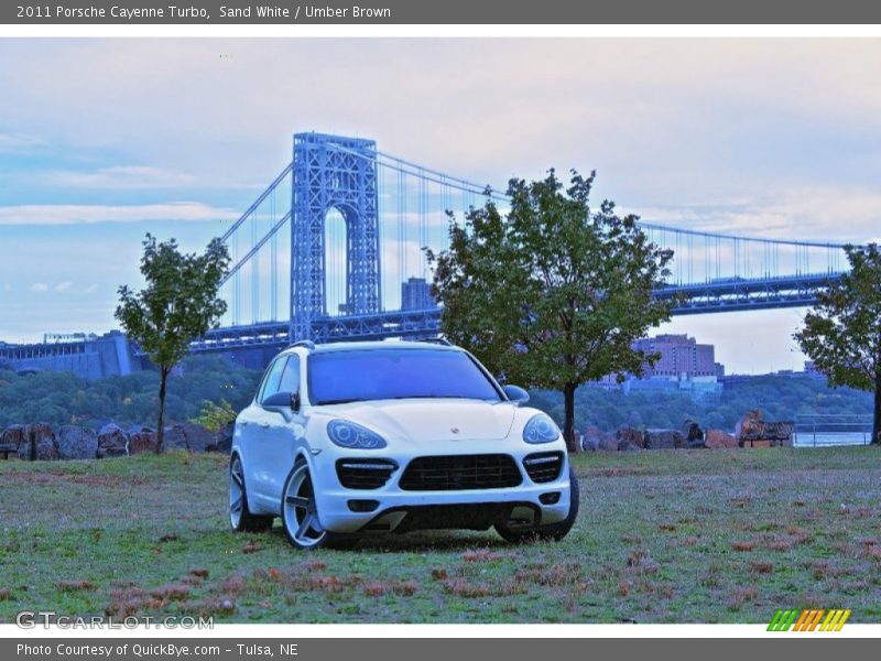 Sand White / Umber Brown 2011 Porsche Cayenne Turbo