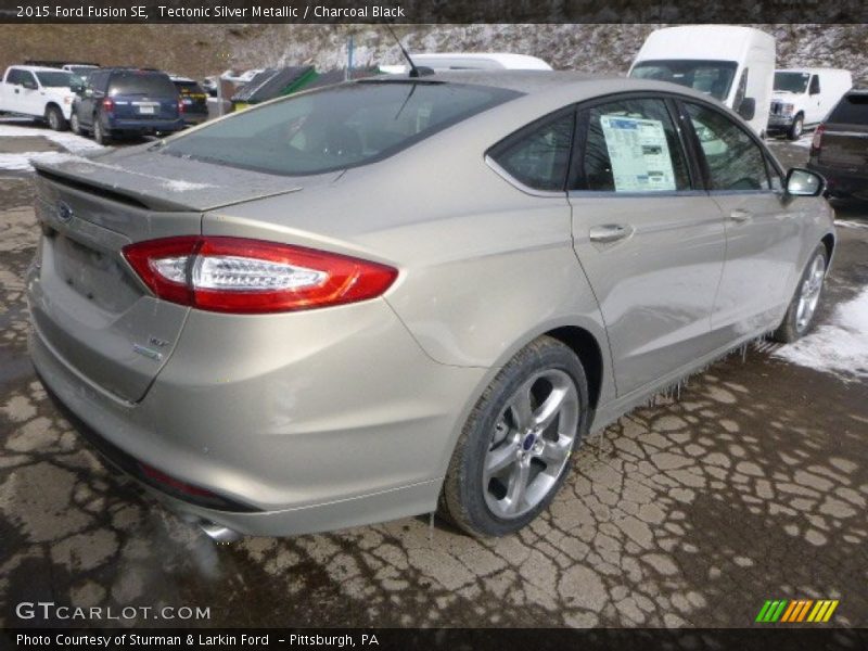 Tectonic Silver Metallic / Charcoal Black 2015 Ford Fusion SE