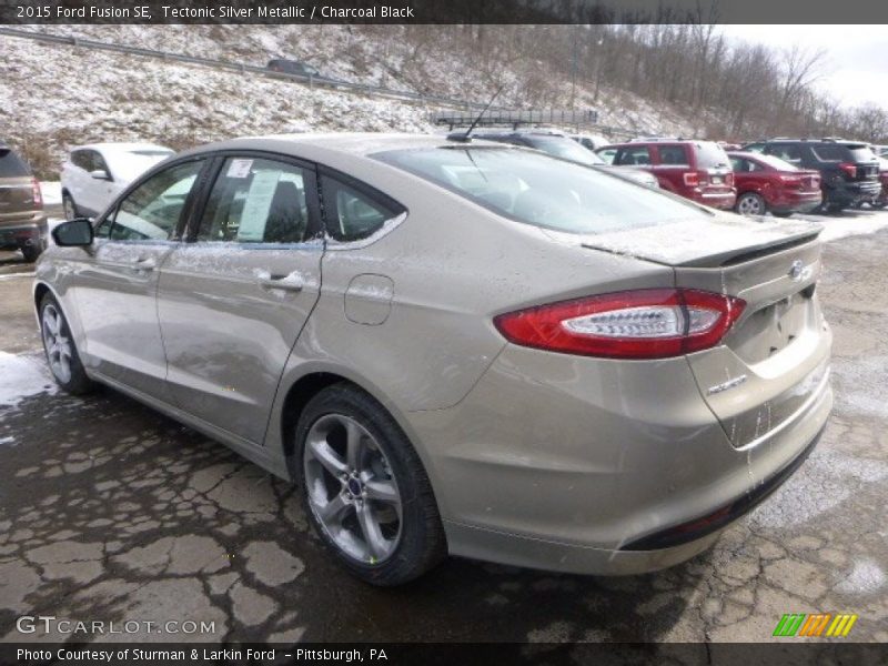 Tectonic Silver Metallic / Charcoal Black 2015 Ford Fusion SE