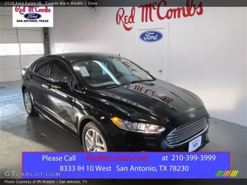 Tuxedo Black Metallic / Dune 2015 Ford Fusion SE