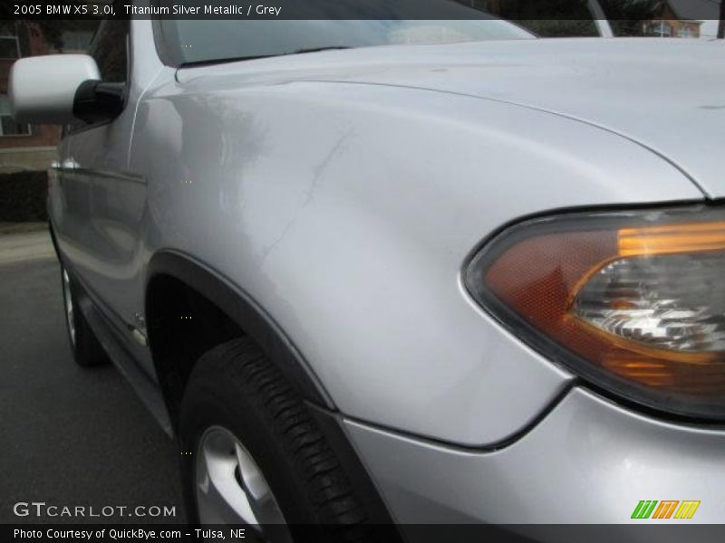 Titanium Silver Metallic / Grey 2005 BMW X5 3.0i
