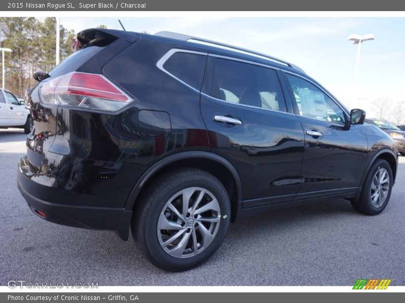 Super Black / Charcoal 2015 Nissan Rogue SL