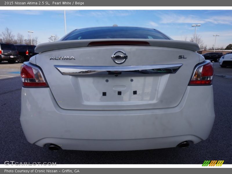 Pearl White / Beige 2015 Nissan Altima 2.5 SL