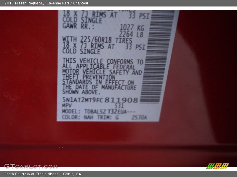 Cayenne Red / Charcoal 2015 Nissan Rogue SL