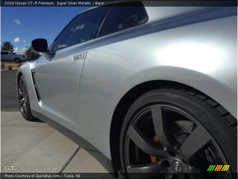 Super Silver Metallic / Black 2009 Nissan GT-R Premium