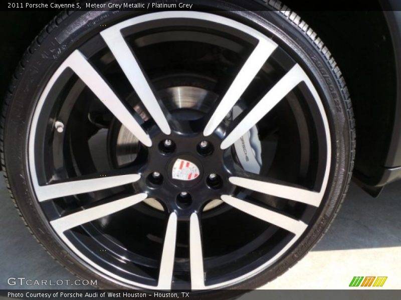 Meteor Grey Metallic / Platinum Grey 2011 Porsche Cayenne S