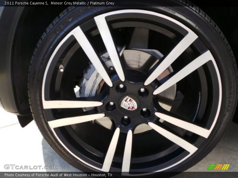 Meteor Grey Metallic / Platinum Grey 2011 Porsche Cayenne S