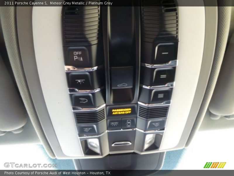 Meteor Grey Metallic / Platinum Grey 2011 Porsche Cayenne S