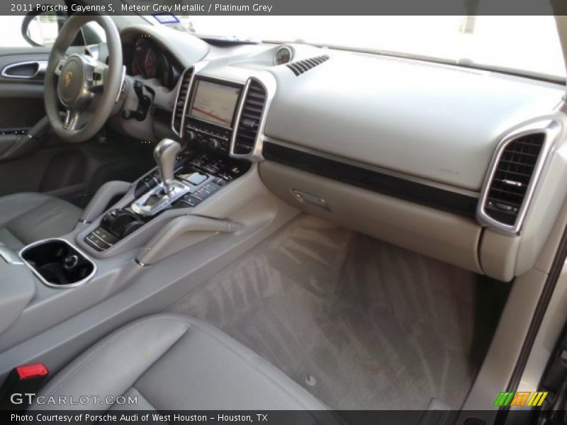 Meteor Grey Metallic / Platinum Grey 2011 Porsche Cayenne S