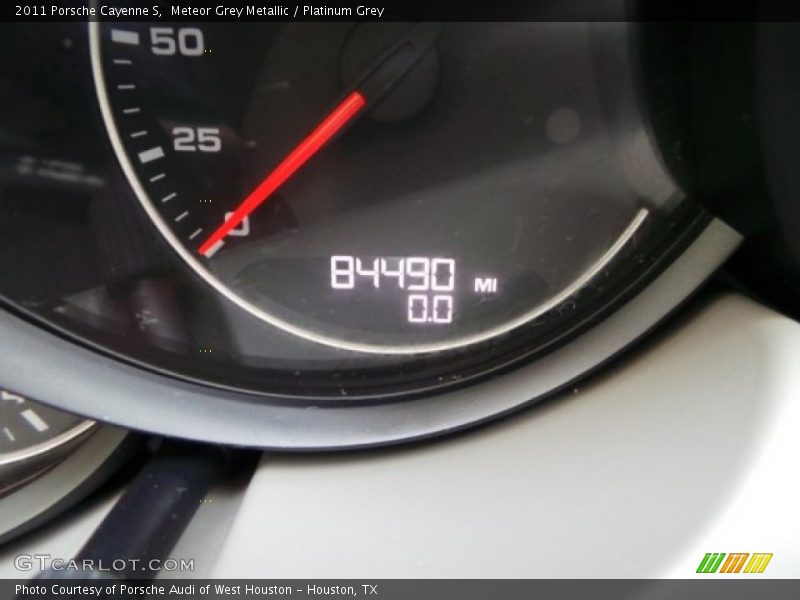 Meteor Grey Metallic / Platinum Grey 2011 Porsche Cayenne S