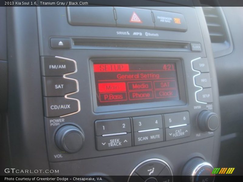 Titanium Gray / Black Cloth 2013 Kia Soul 1.6