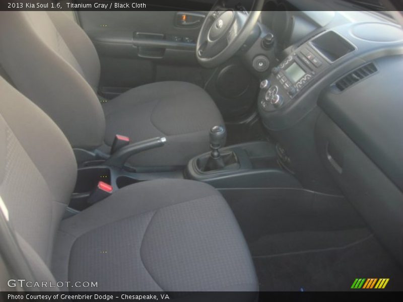 Titanium Gray / Black Cloth 2013 Kia Soul 1.6