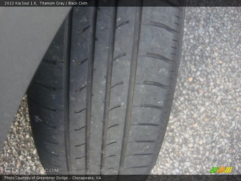 Titanium Gray / Black Cloth 2013 Kia Soul 1.6