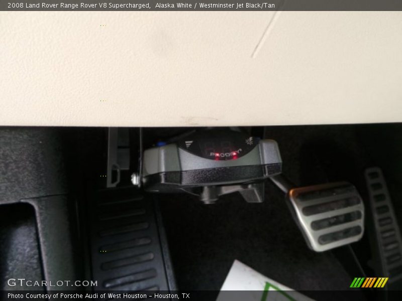 Alaska White / Westminster Jet Black/Tan 2008 Land Rover Range Rover V8 Supercharged