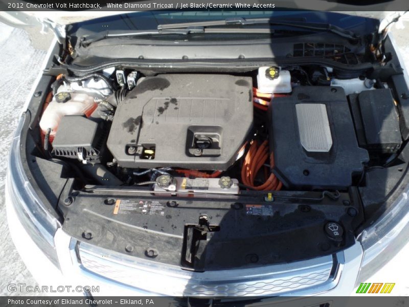 White Diamond Tricoat / Jet Black/Ceramic White Accents 2012 Chevrolet Volt Hatchback