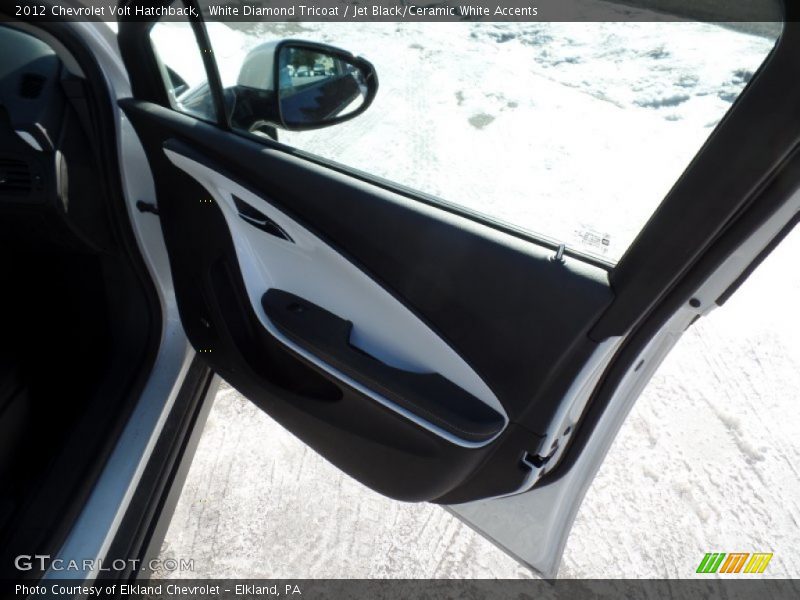 White Diamond Tricoat / Jet Black/Ceramic White Accents 2012 Chevrolet Volt Hatchback