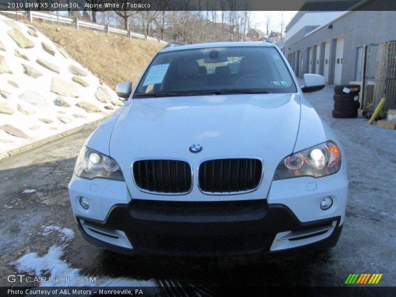 Alpine White / Tobacco 2010 BMW X5 xDrive30i