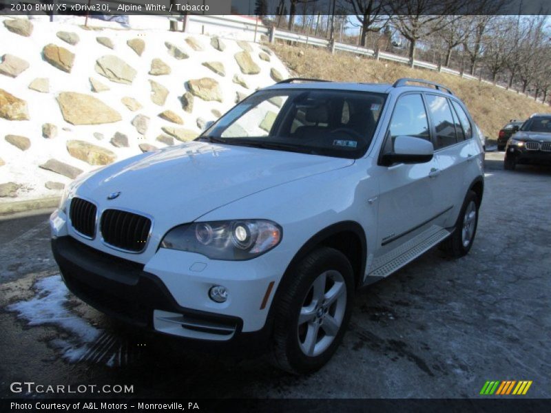 Alpine White / Tobacco 2010 BMW X5 xDrive30i