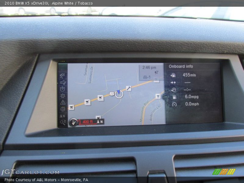 Alpine White / Tobacco 2010 BMW X5 xDrive30i