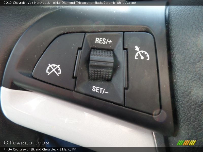 White Diamond Tricoat / Jet Black/Ceramic White Accents 2012 Chevrolet Volt Hatchback