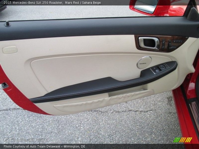 Mars Red / Sahara Beige 2015 Mercedes-Benz SLK 250 Roadster