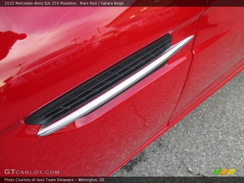Mars Red / Sahara Beige 2015 Mercedes-Benz SLK 250 Roadster