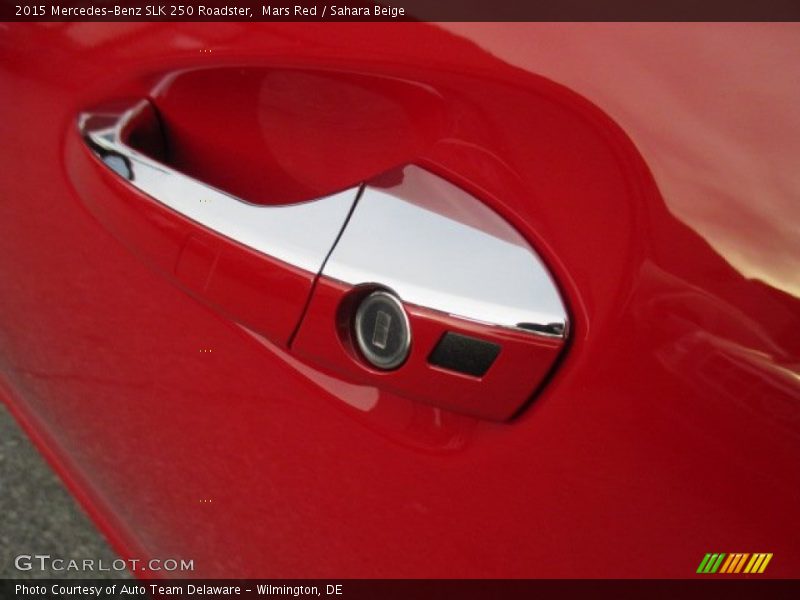 Mars Red / Sahara Beige 2015 Mercedes-Benz SLK 250 Roadster