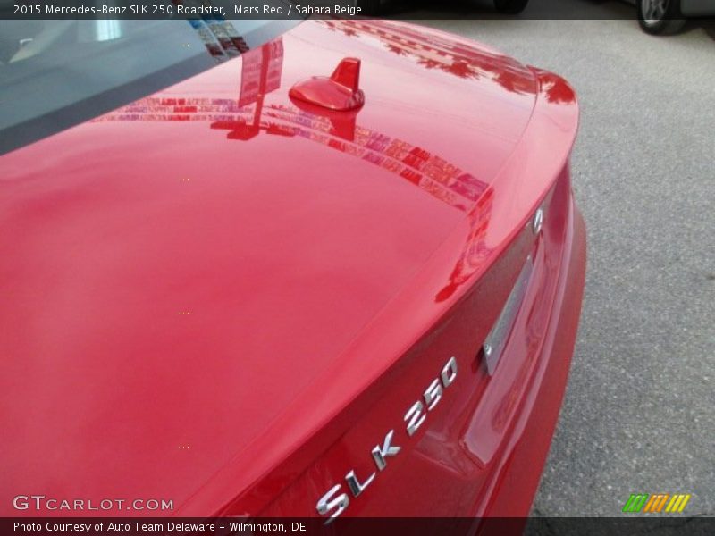 Mars Red / Sahara Beige 2015 Mercedes-Benz SLK 250 Roadster