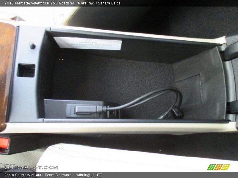 Mars Red / Sahara Beige 2015 Mercedes-Benz SLK 250 Roadster