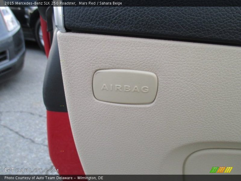 Mars Red / Sahara Beige 2015 Mercedes-Benz SLK 250 Roadster