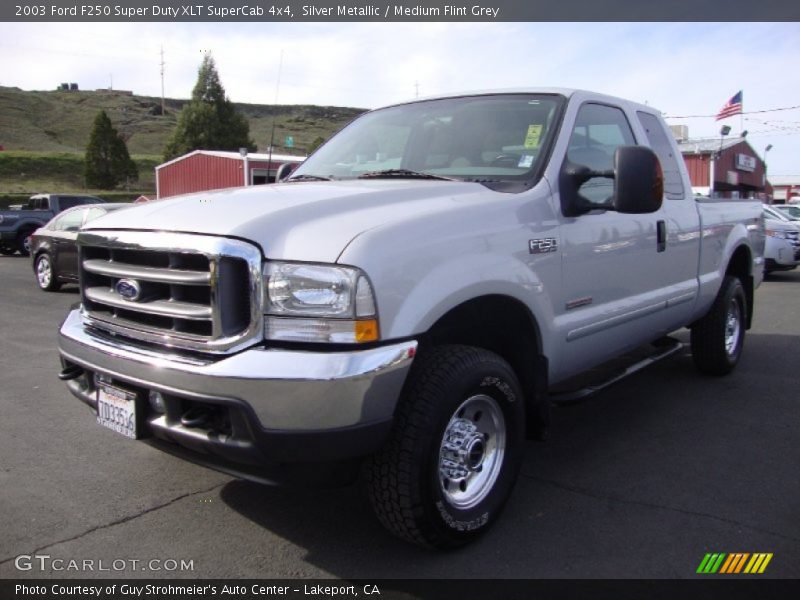 Silver Metallic / Medium Flint Grey 2003 Ford F250 Super Duty XLT SuperCab 4x4