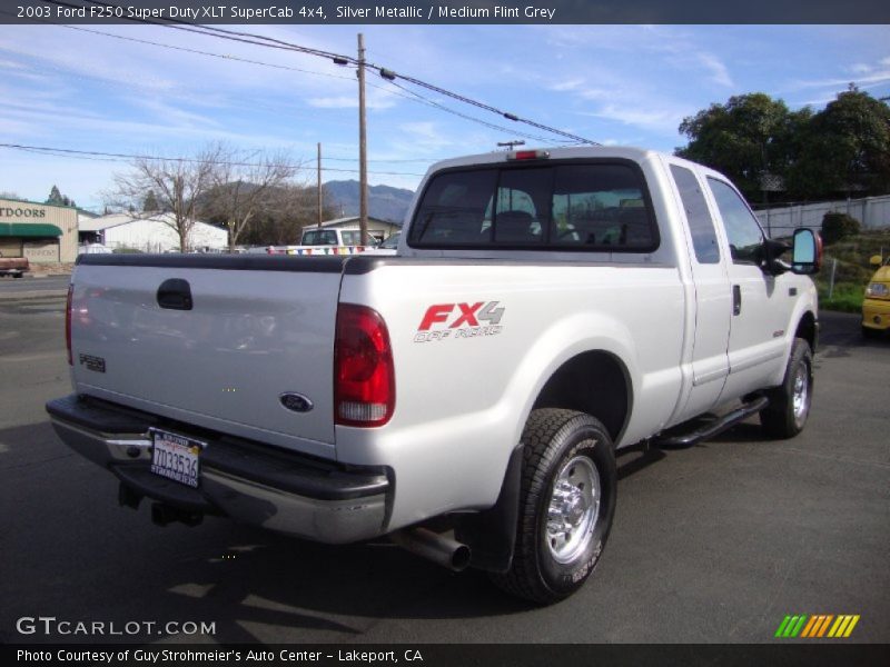 Silver Metallic / Medium Flint Grey 2003 Ford F250 Super Duty XLT SuperCab 4x4