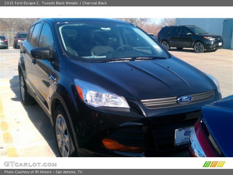 Tuxedo Black Metallic / Charcoal Black 2015 Ford Escape S