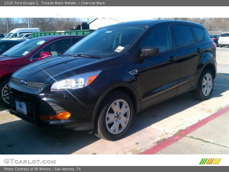 Tuxedo Black Metallic / Charcoal Black 2015 Ford Escape S
