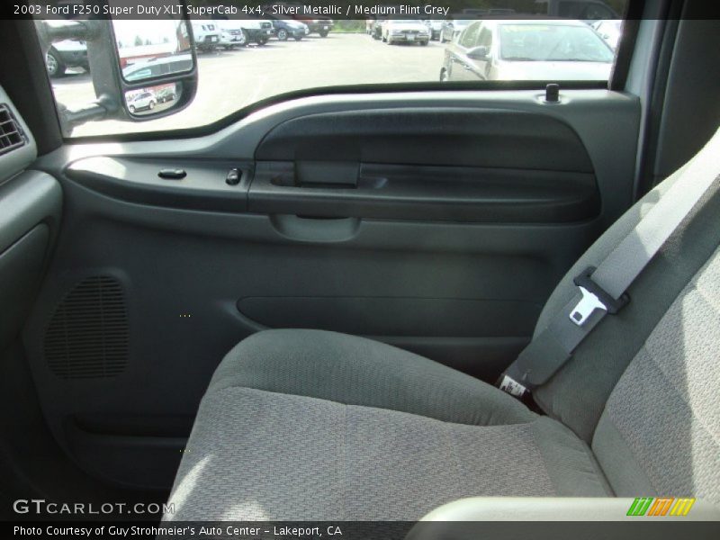 Silver Metallic / Medium Flint Grey 2003 Ford F250 Super Duty XLT SuperCab 4x4
