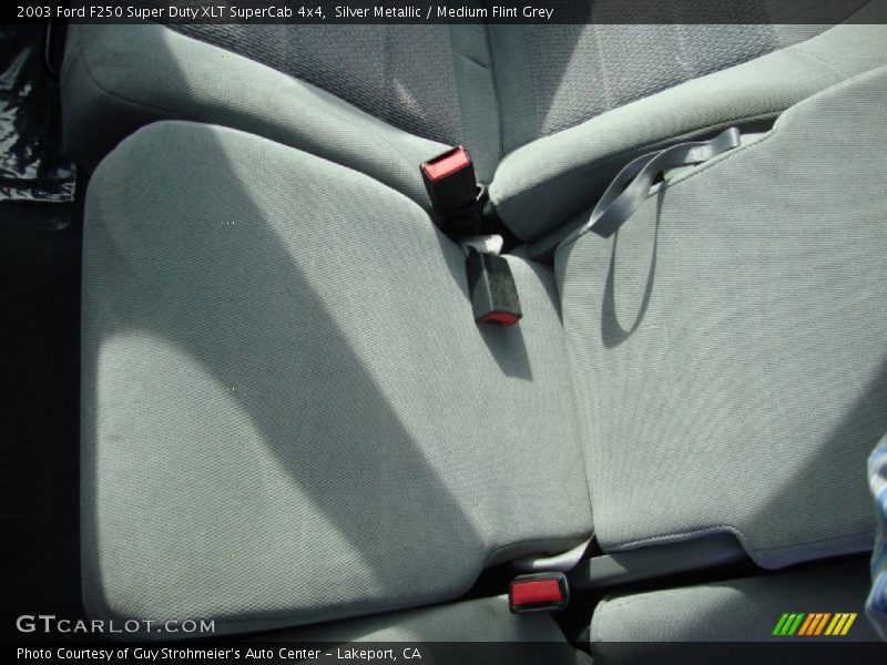 Silver Metallic / Medium Flint Grey 2003 Ford F250 Super Duty XLT SuperCab 4x4