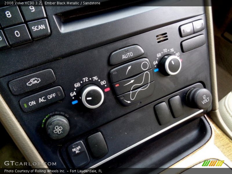 Controls of 2008 XC90 3.2