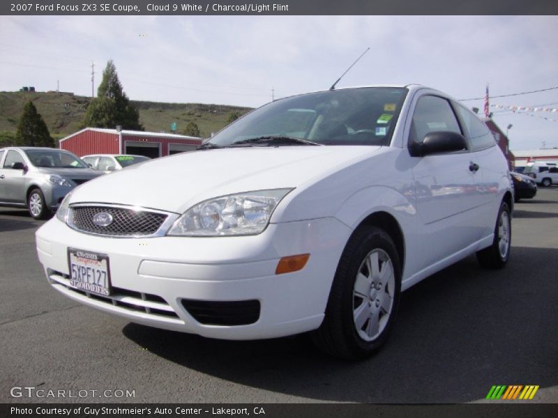 Cloud 9 White / Charcoal/Light Flint 2007 Ford Focus ZX3 SE Coupe