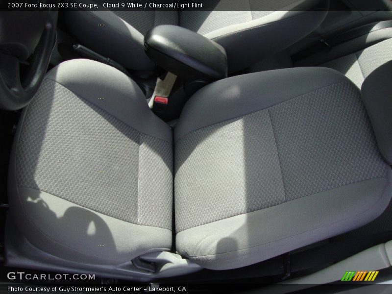 Cloud 9 White / Charcoal/Light Flint 2007 Ford Focus ZX3 SE Coupe